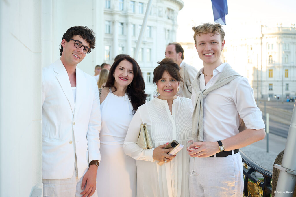 Soir&eacute;e en Blanc der CCFA @ Franz&ouml;sische Botschaft (24.06.2026) &ndash; Foto 177
