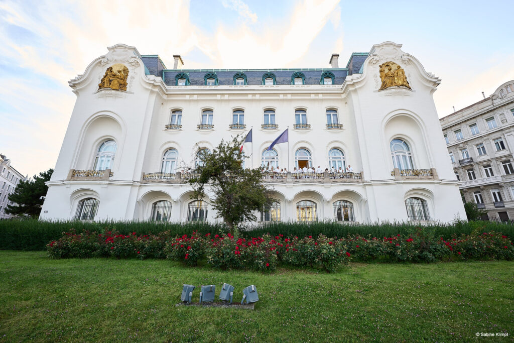 Soir&eacute;e en Blanc der CCFA @ Franz&ouml;sische Botschaft (24.06.2026) &ndash; Foto 207
