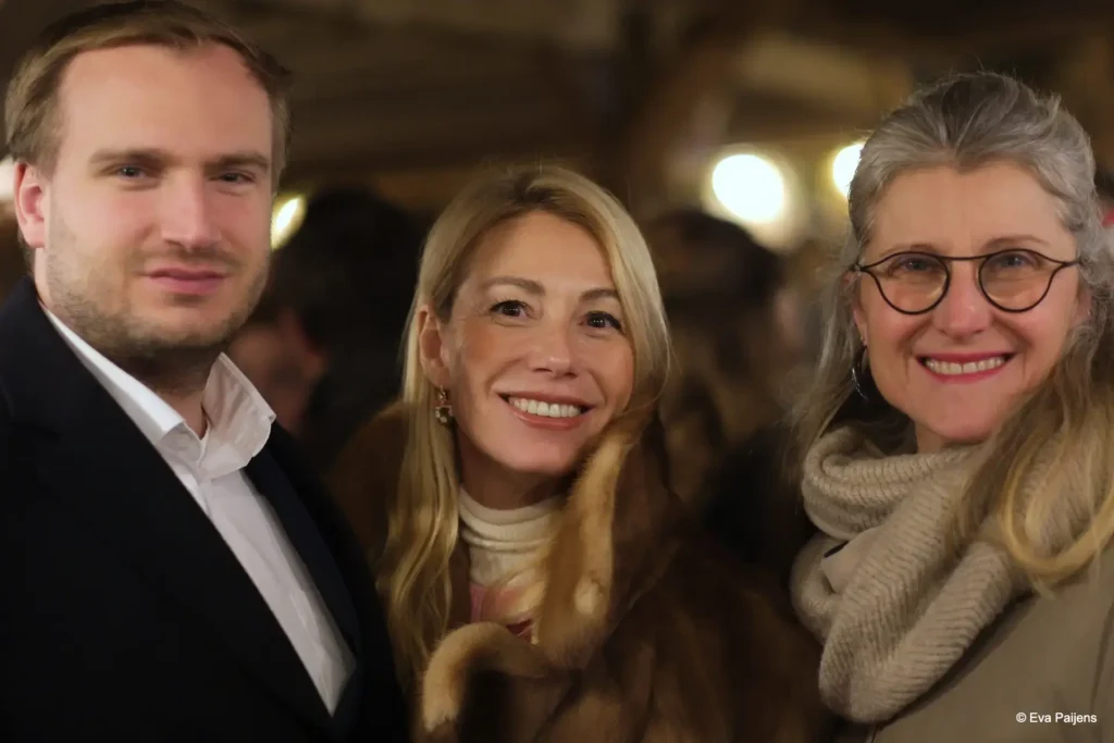 Punschabend mit der Cr&ecirc;perie Mobile @ Weihnachtsmarkt am Karlsplatz (10.12.2025) &ndash; Foto 49