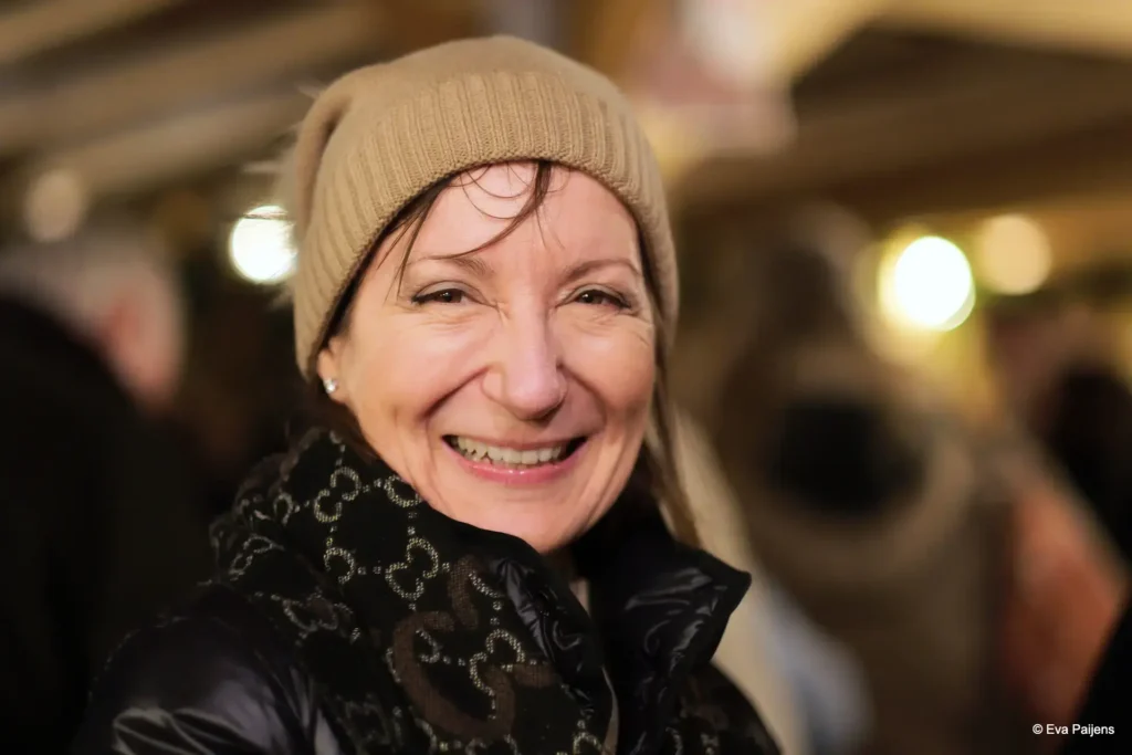Punschabend mit der Cr&ecirc;perie Mobile @ Weihnachtsmarkt am Karlsplatz (10.12.2025) &ndash; Foto 90
