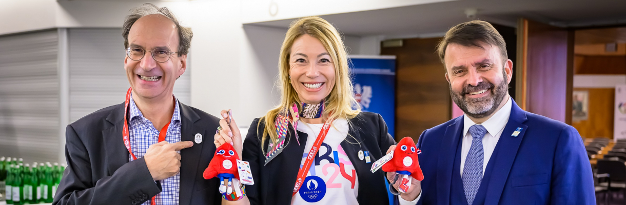 Schneller, Höher, Weiter: Sportsgeist zwischen Wien und Paris Schneller, Höher, Weiter: Sportsgeist zwischen Wien und Paris