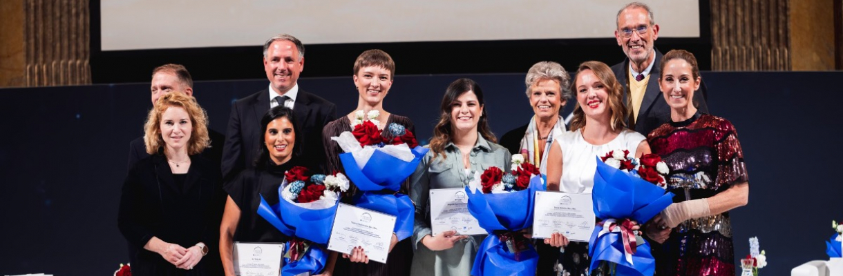 FOR WOMEN IN SCIENCE : La science a besoin de femmes
